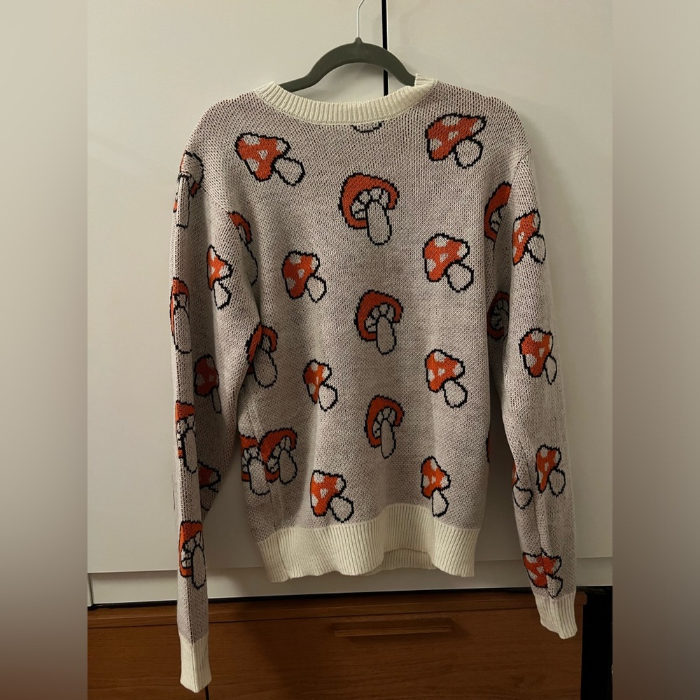 Mushroom sweater S